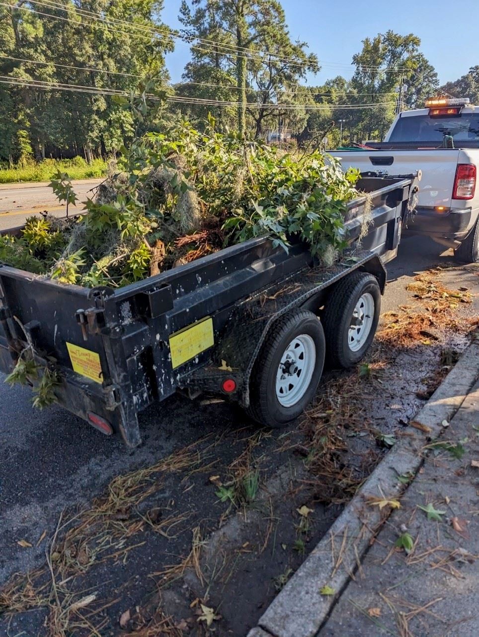 Truck filled with debris_8.31.23