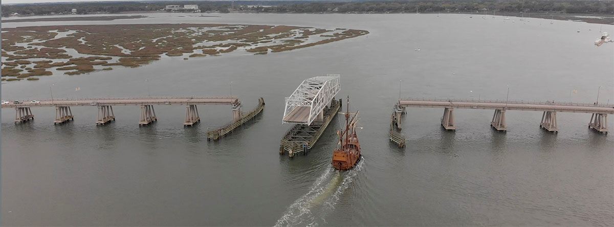Woods Memorial Bridge swing open_1200px
